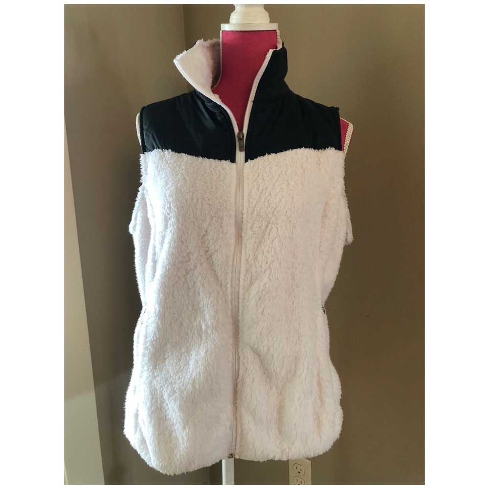 Columbia b/w lightweight zip up vest. Large